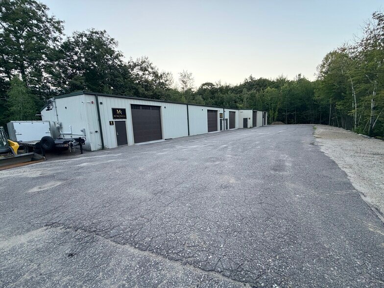 More Photos Of 24 Foundry Ave, Meredith Warehouse For Lease