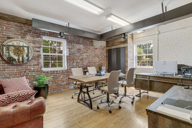 More Photos Of 1658-1668 N Lafayette St, Denver Office For Sale