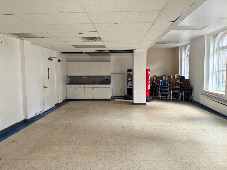 More Photos Of 181 W 135th St, New York Apartments For Lease