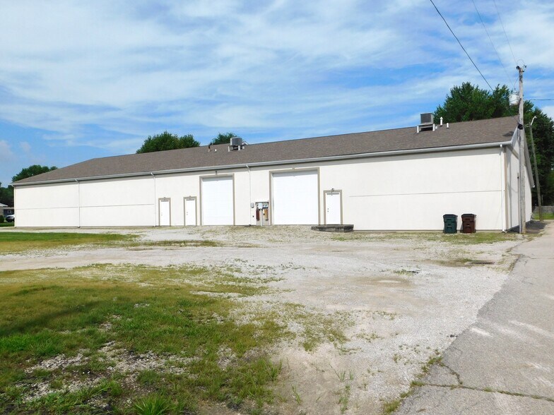 More Photos Of 215 Nieman St, Sunman Warehouse For Sale