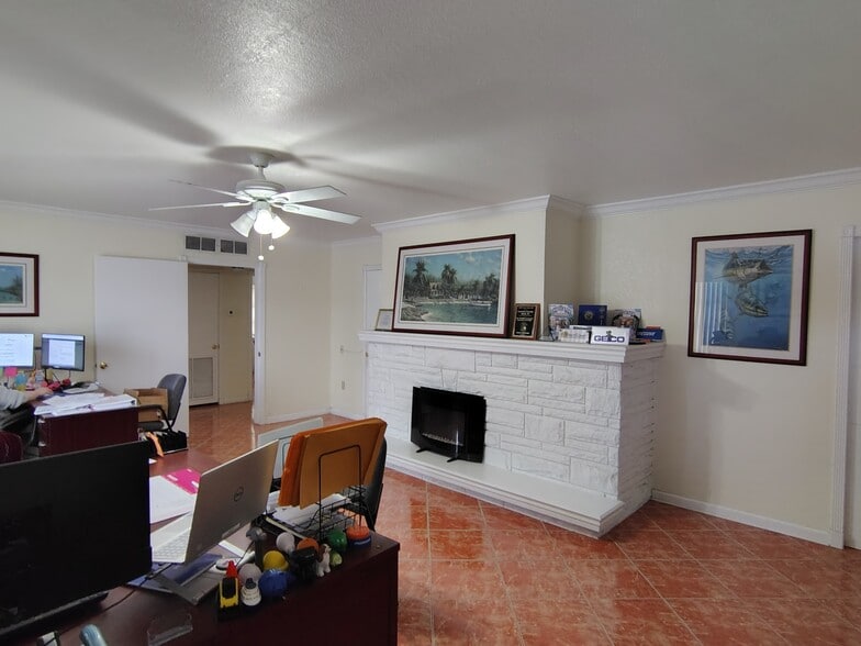 More Photos Of 2401 W Midway Rd, Fort Pierce Office For Sale