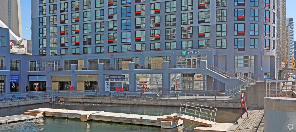 More Photos Of 350 Queens Quay W, Toronto Apartments For Lease