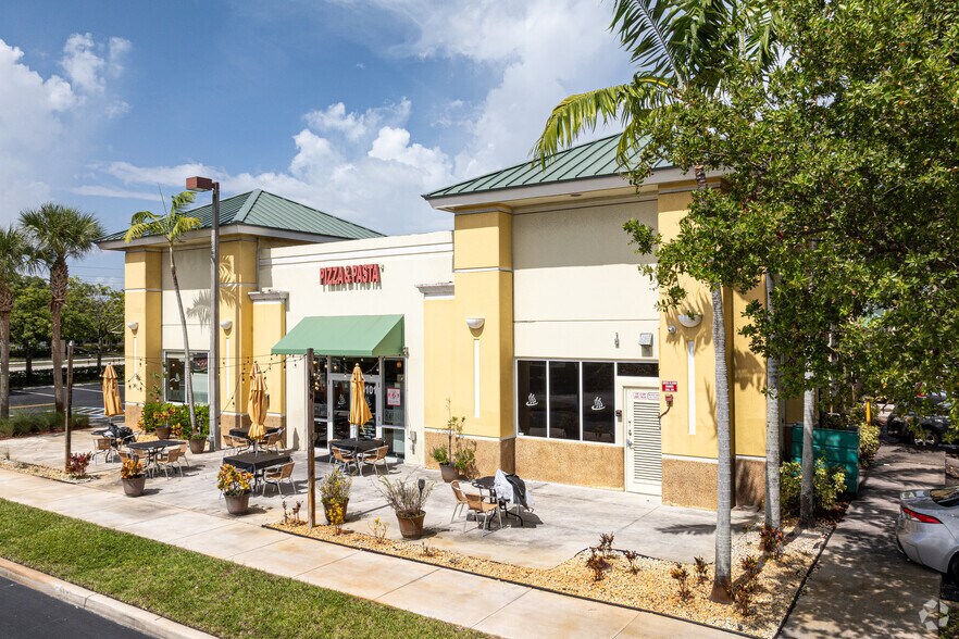 More Photos Of 10101-10181 W Commercial Blvd, Tamarac Storefront Retail Office For Lease
