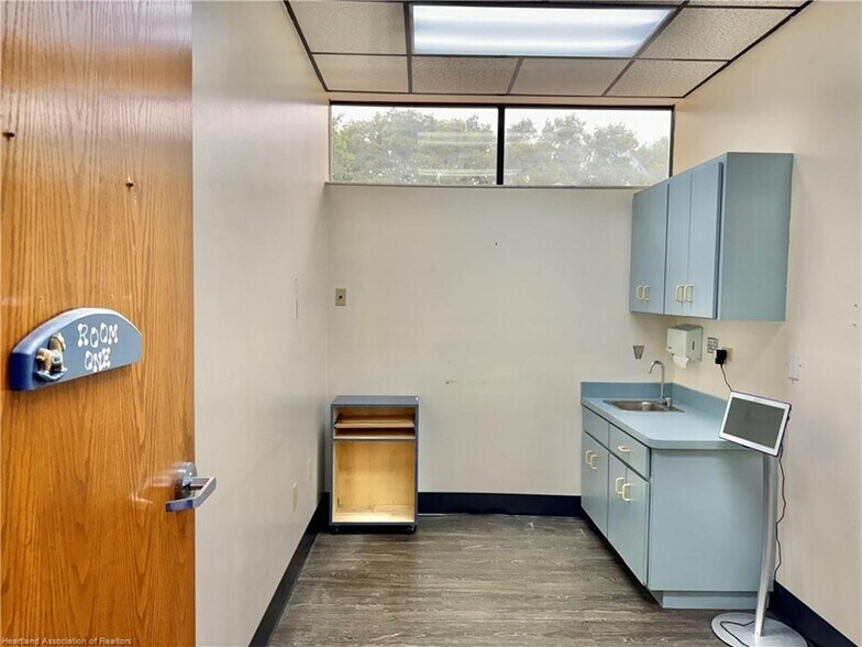 More Photos Of 6801 US Highway 27 N, Sebring Medical For Lease