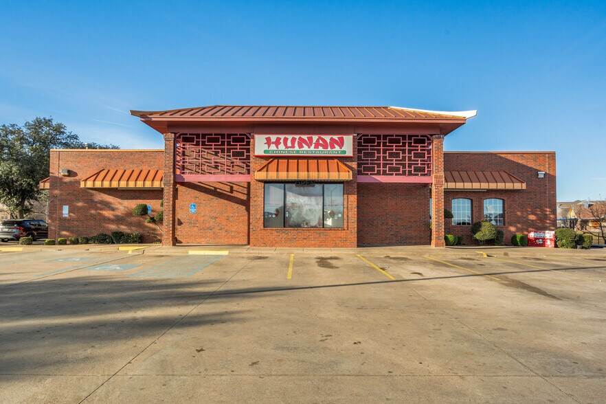 Primary Photo Of 4516 Maplewood Ave, Wichita Falls General Retail For Sale