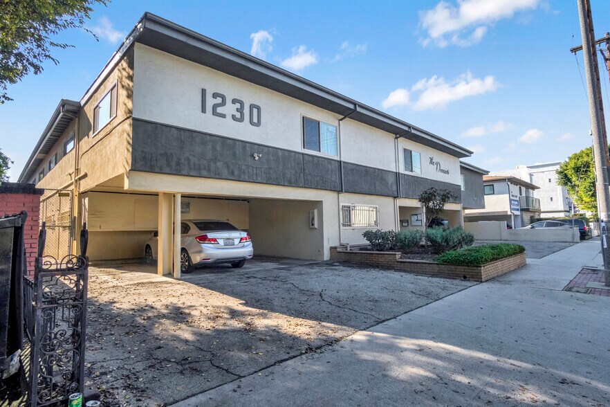 Primary Photo Of 1232 W 29th St, Los Angeles Apartments For Sale