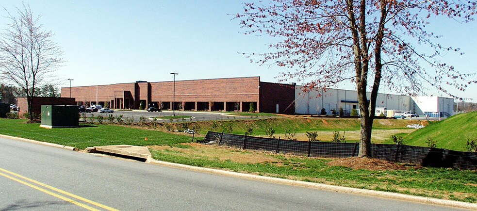 More Photos Of 1446 Rock Mountain Blvd, Stone Mountain Manufacturing For Lease