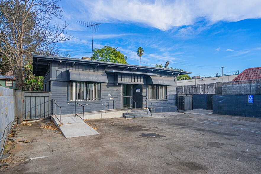 More Photos Of 1664 S Western Ave, Los Angeles Auto Dealership For Sale