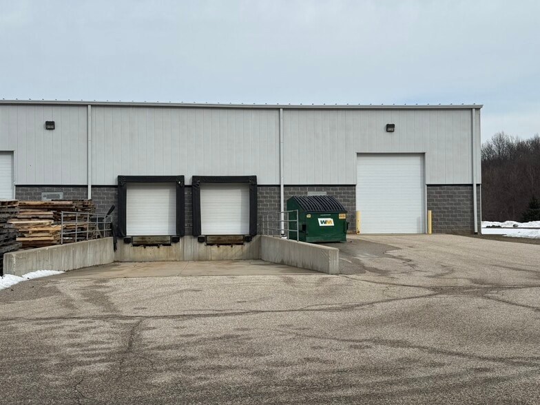 More Photos Of 3303 William Richardson Dr, South Bend Light Manufacturing For Sale