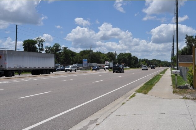 More Photos Of 4623-4625 Land O Lakes Blvd, Land O' Lakes Freestanding For Sale