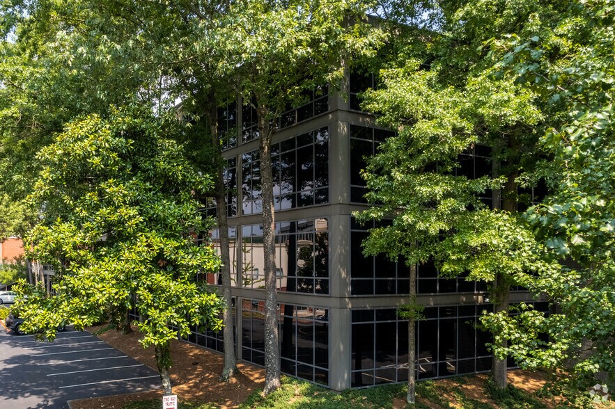 More Photos Of 6400 Powers Ferry Rd NW, Atlanta Office For Lease