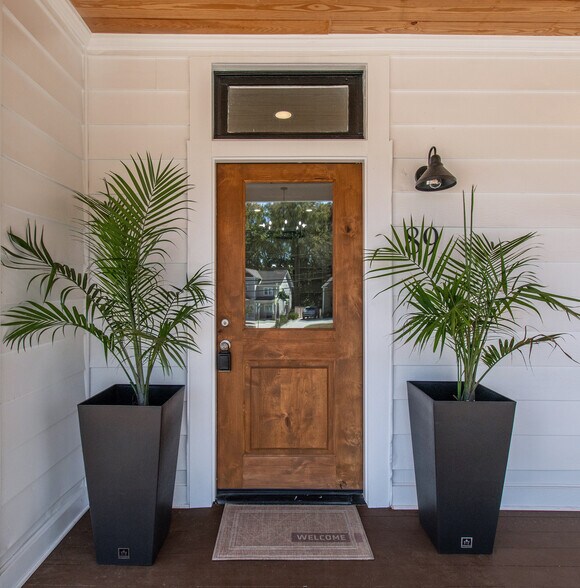 More Photos Of 89 W Campbellton St, Fairburn Office Residential For Sale