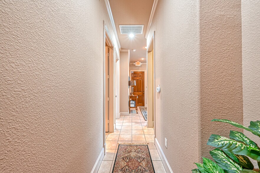 More Photos Of 5513 Louetta Rd, Spring Office For Sale