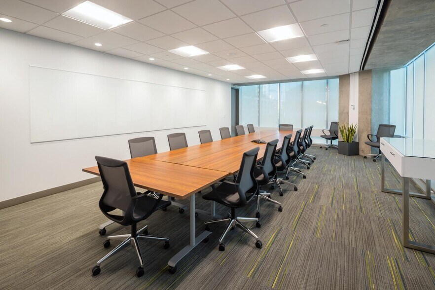 More Photos Of 1500 W Georgia St, Vancouver Office For Lease