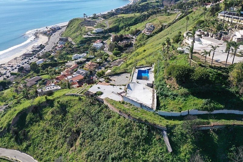 More Photos Of 21488 Calle del Barco, Malibu Land For Sale