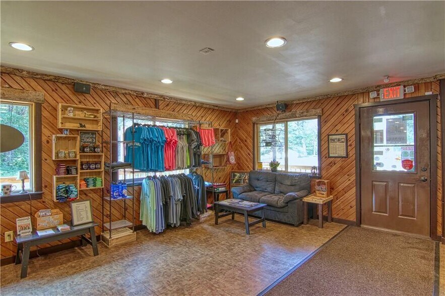 More Photos Of 14392 W County Road K, Hayward Restaurant For Sale