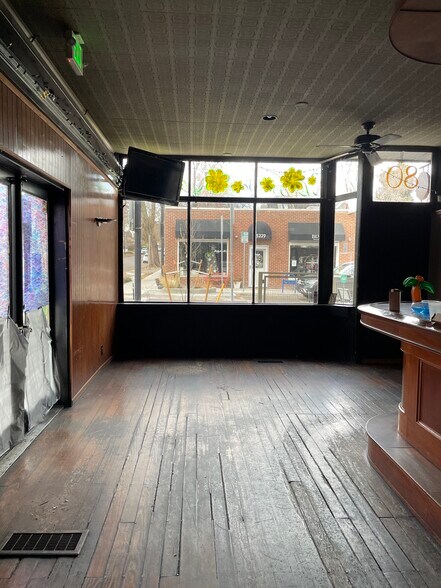 More Photos Of 5280 W 25th Ave, Edgewater Bar For Lease