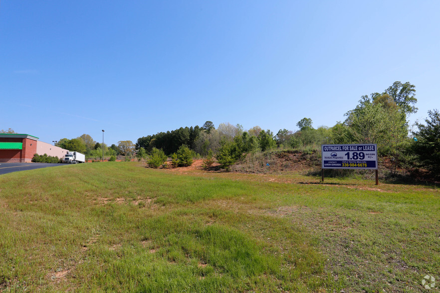 Primary Photo Of 2380 W Highway 10, Newton Land For Lease