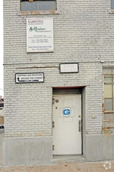 More Photos Of 10-01-10-09 43rd Ave, Long Island City Manufacturing For Lease