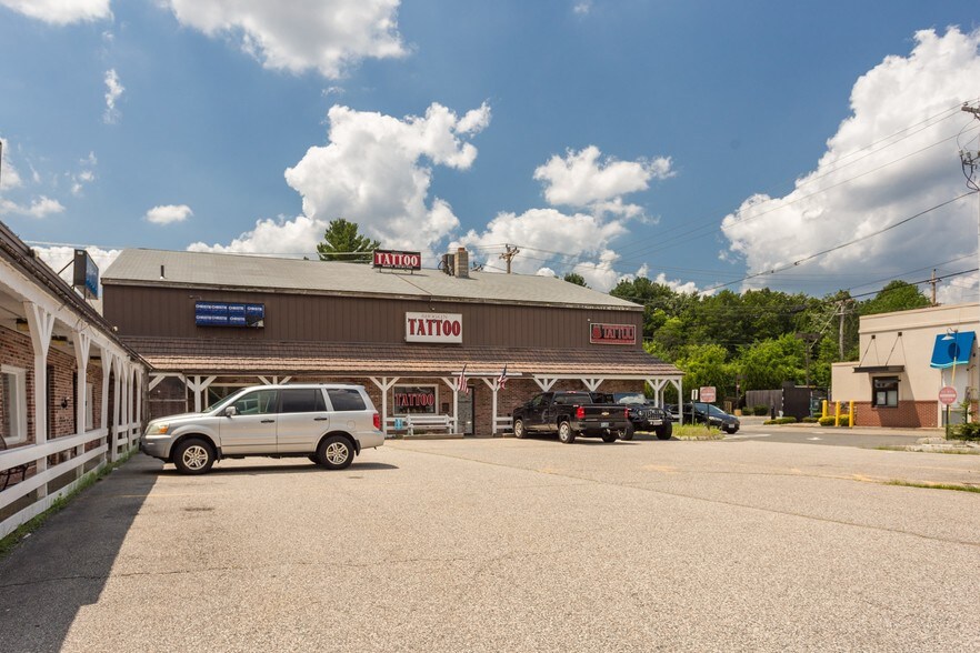 More Photos Of 326 S Broadway, Salem General Retail For Sale