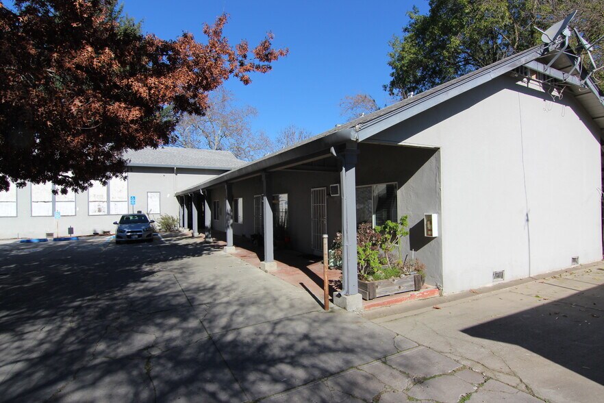 More Photos Of 1617-1621 Lisbon Ave, West Sacramento Apartments For Sale