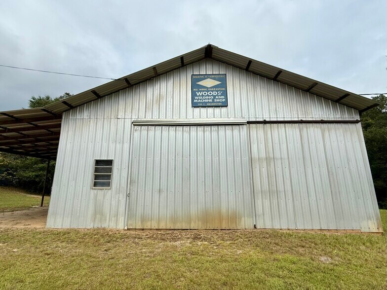More Photos Of 245 E Washington St, Abbeville Industrial For Sale