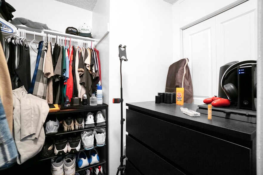 More Photos Of 8011 Romaine St, Los Angeles Apartments For Sale