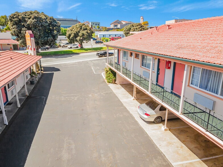More Photos Of 7525 Mission St, Daly City Hotel For Sale