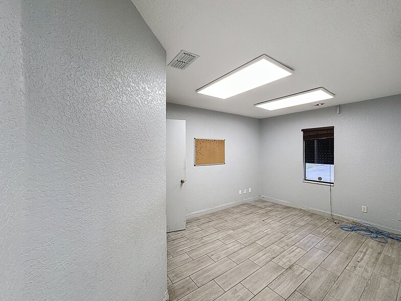 More Photos Of 2418 Highway 44 W, Inverness Storefront For Lease