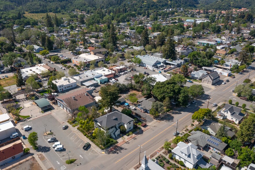 More Photos Of 115 E 2nd St, Cloverdale Warehouse For Sale