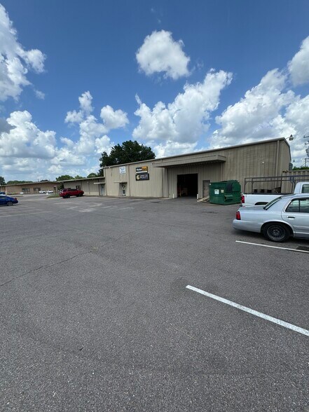 Primary Photo Of 3801 Watman Ave, Memphis Warehouse For Sale