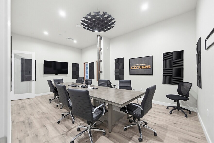 More Photos Of 349 Lake Havasu Ave S, Lake Havasu City Office For Sale