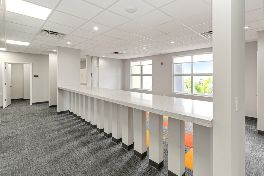 More Photos Of 4640 S University Dr, Davie Medical For Sale