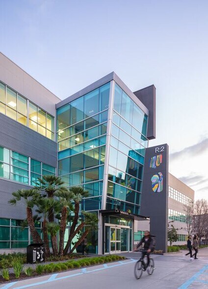 More Photos Of 6401 Hollis St, Emeryville Unknown For Lease