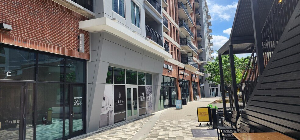 More Photos Of 320 Falls St, Greenville Office For Lease