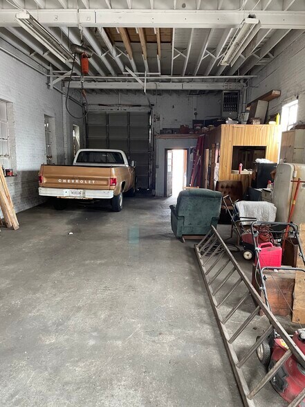 More Photos Of 1744 Indianapolis Blvd, Whiting Manufacturing For Lease