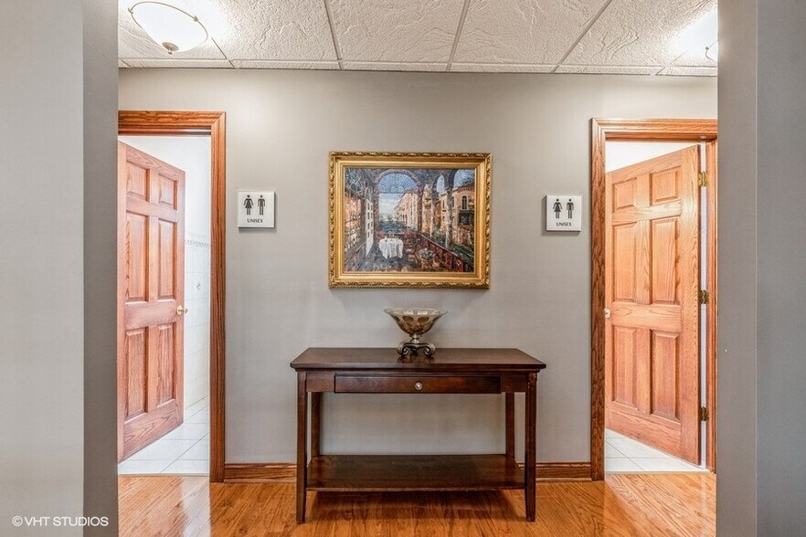 More Photos Of 6500 W College Dr, Palos Heights Flex For Sale
