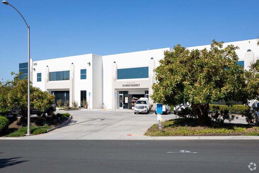 More Photos Of 1969 Kellogg Ave, Carlsbad Research And Development For Lease