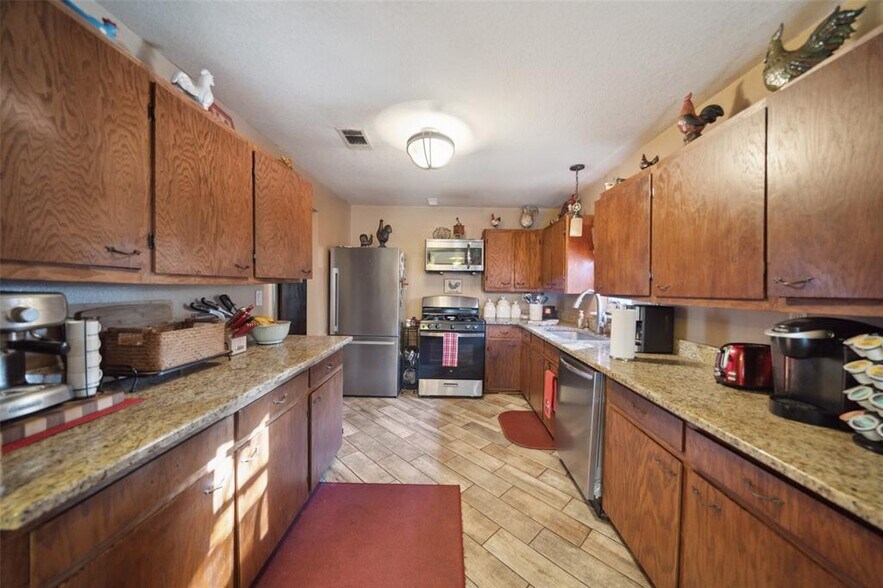 More Photos Of 15429 Rabon Chapel Rd, Montgomery Land For Sale