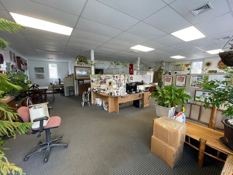 More Photos Of 1531 Route 163, Oakdale Auto Repair For Sale