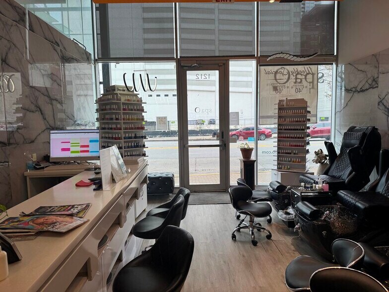 More Photos Of 1212 S Michigan Ave, Chicago Apartments For Lease