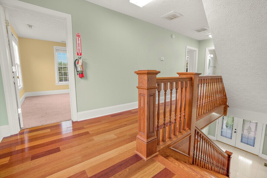 More Photos Of 6245 University Park Dr, Radford Office Residential For Sale