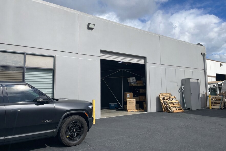 More Photos Of 614 Airport Rd, Oceanside Manufacturing For Lease