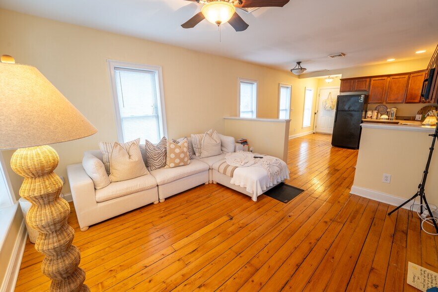 More Photos Of 22 Washington St, Ballston Spa Storefront Retail Residential For Sale