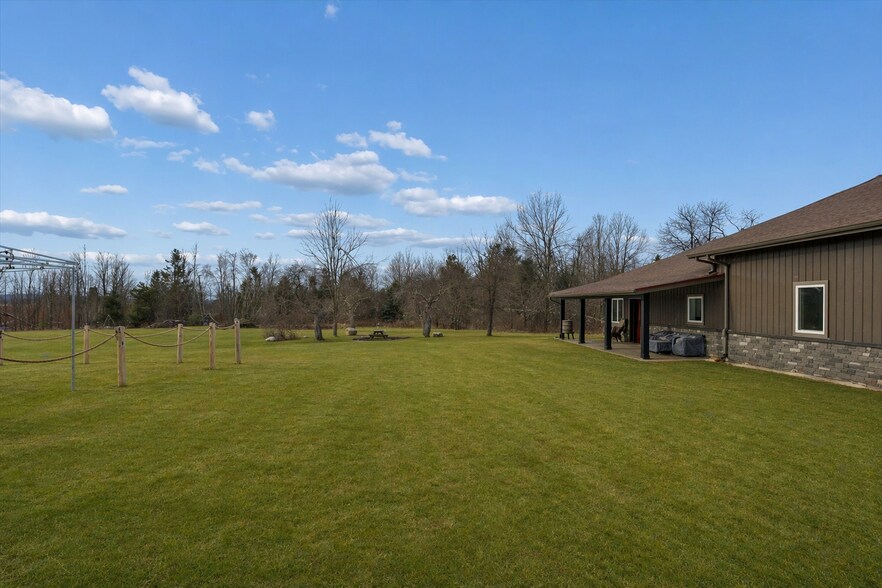More Photos Of 8370 Lakeview Rd, Alanson Winery Vineyard For Sale
