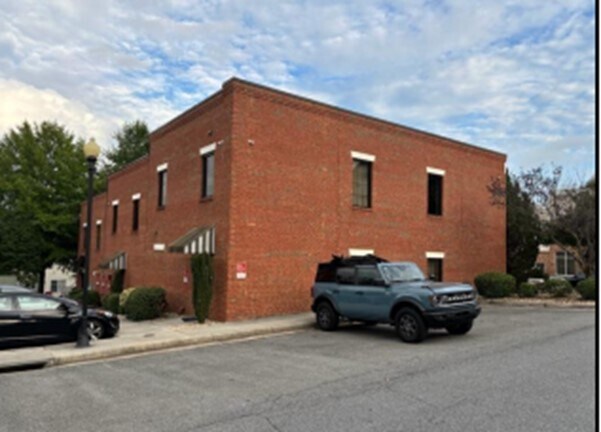 More Photos Of 117 Northwynd Cir, Lynchburg Office For Sale