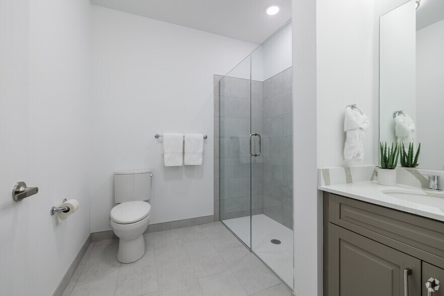 More Photos Of 110 Bergen Tpke, Little Ferry Apartments For Lease