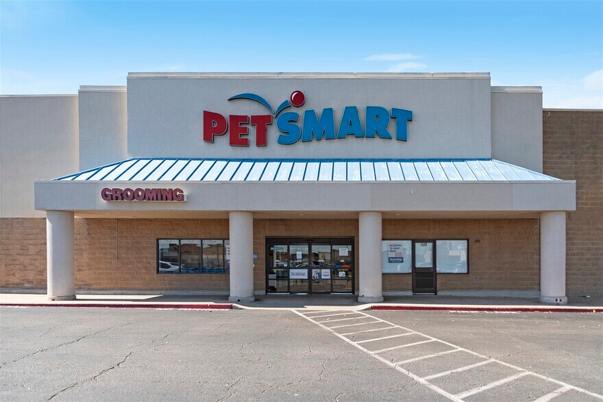 Primary Photo Of 410-530 S Rangeline Rd, Joplin Storefront For Sale