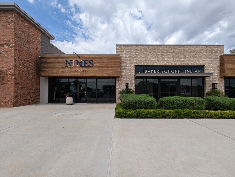 More Photos Of 200 Spring Park Dr, Midland General Retail For Lease