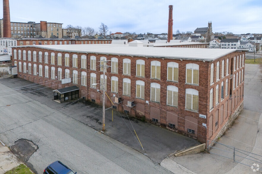More Photos Of 113 Griffin St, Fall River Manufacturing For Lease
